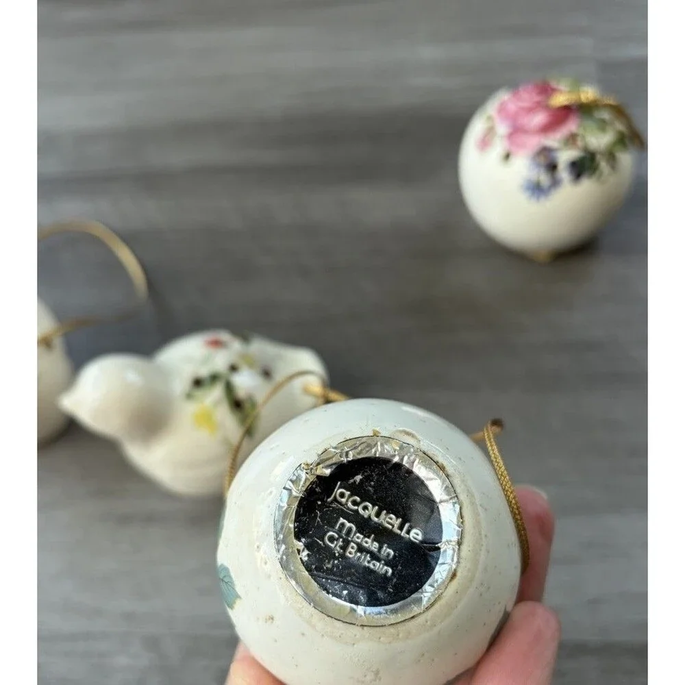 VTG Set of 4 Ceramic Pomander Balls Bird Urn English Floral Potpourri Ornaments
